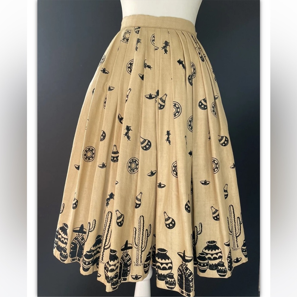 Rare Vintage 1950’s Pleated Circle Skirt Flocked W/South American Themed…